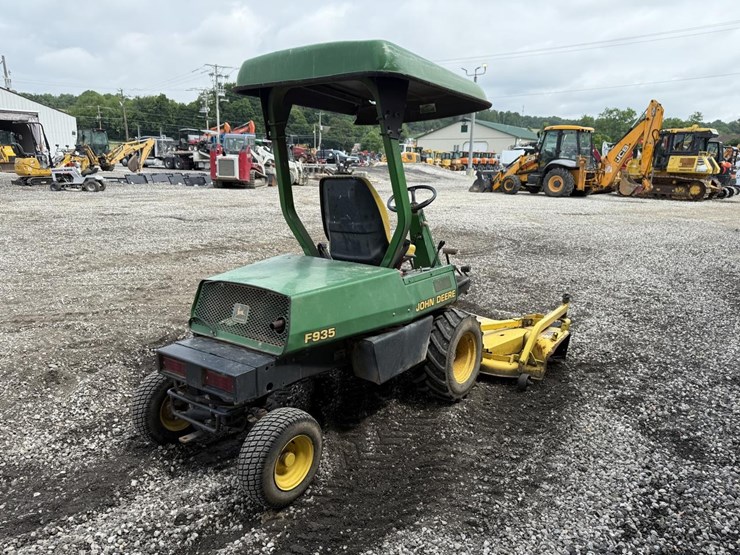 john-deere-f935-image-4