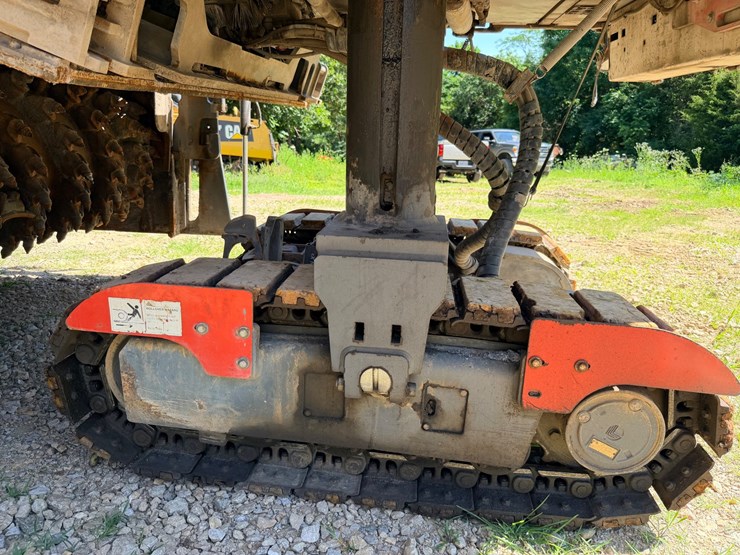 2011-wirtgen-w200-image-34