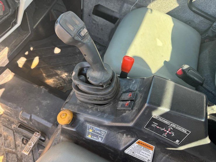 2016-bobcat-3650-image-22