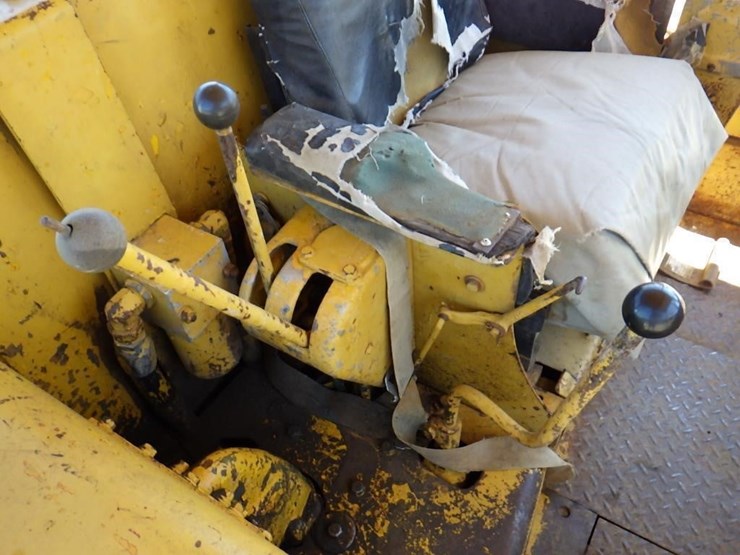 caterpillar-d7-image-33