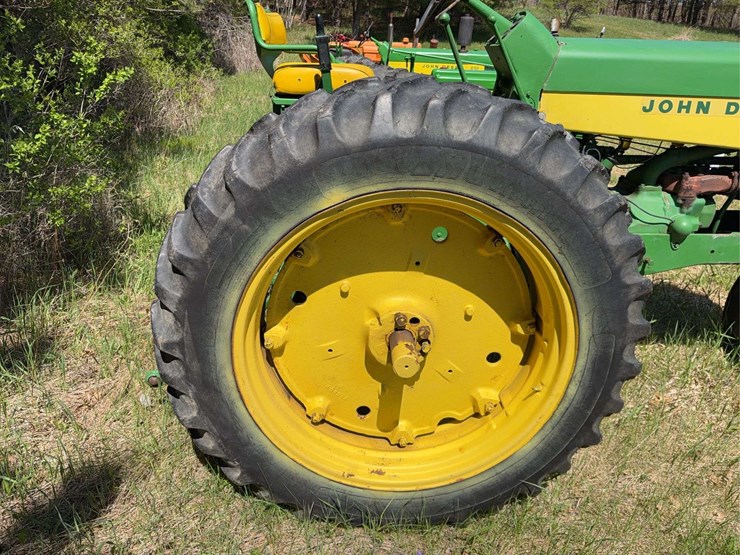 john-deere-630-image-13