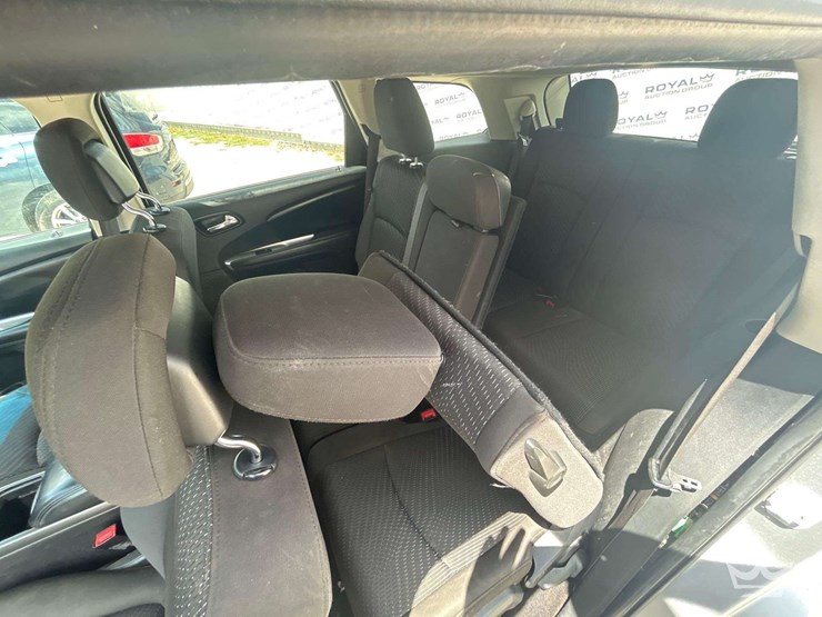 2018-dodge-journey-image-21