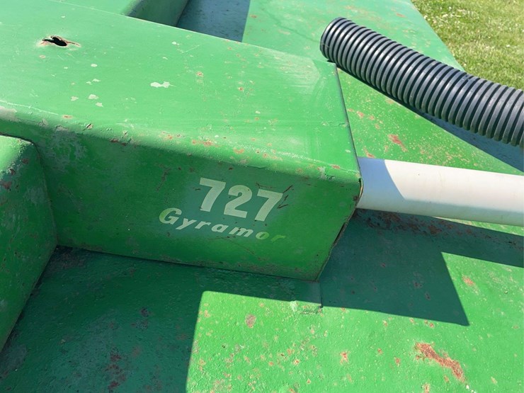 john-deere-14-image-11