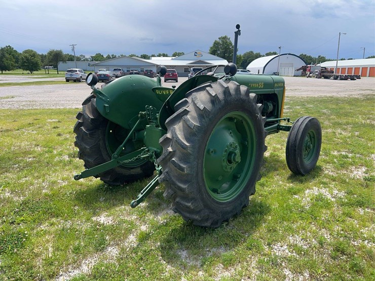 oliver-super-55-image-5
