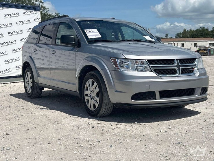 2018-dodge-journey-image-2