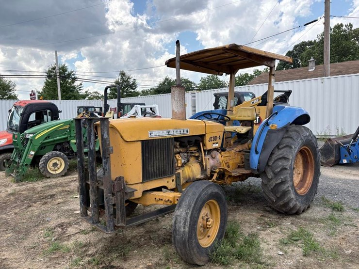 john-deere-301-image-2