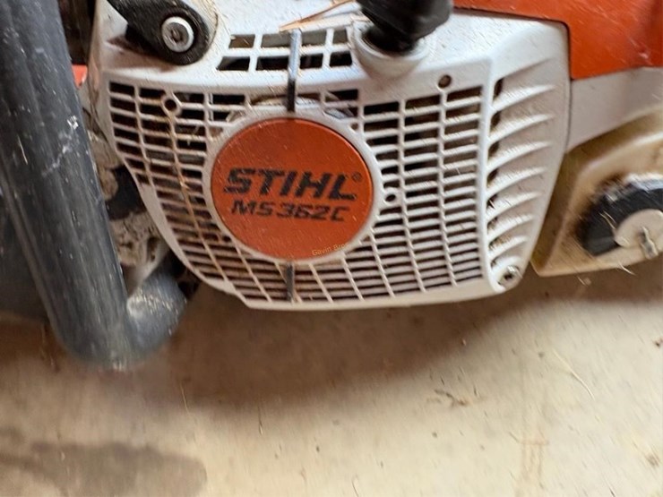 stihl-ms362c-chainsaw-&-supplies-image-2
