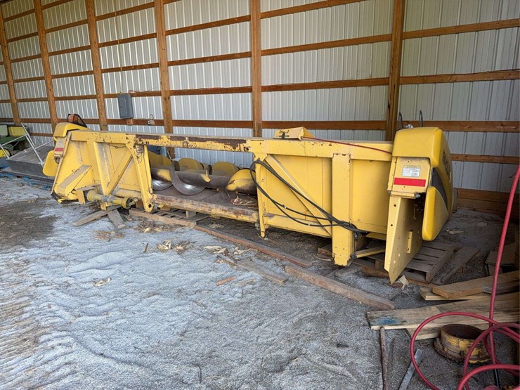 new-holland-996-image-6