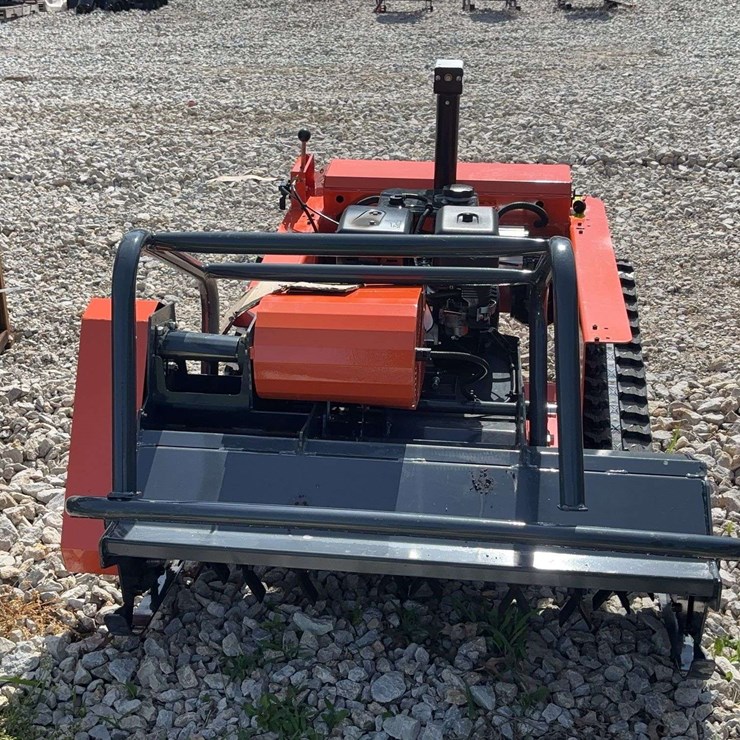 SDLOOL Model LM1000Q Remote Control Tracked Lawn Mower