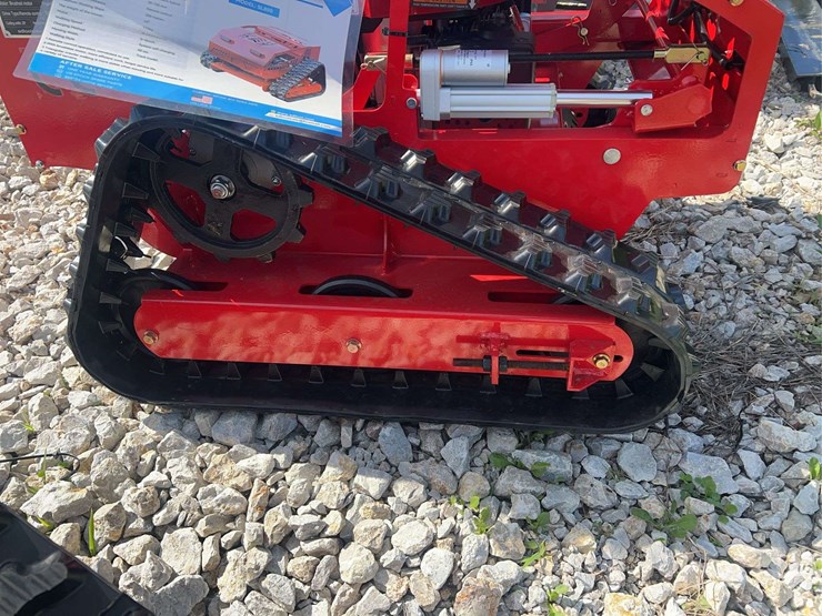 sdlool-sl800-remote-control-crawler-lawn-mower-image-12