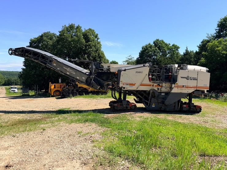 2011-wirtgen-w200-image-11
