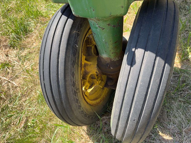 john-deere-a-image-10