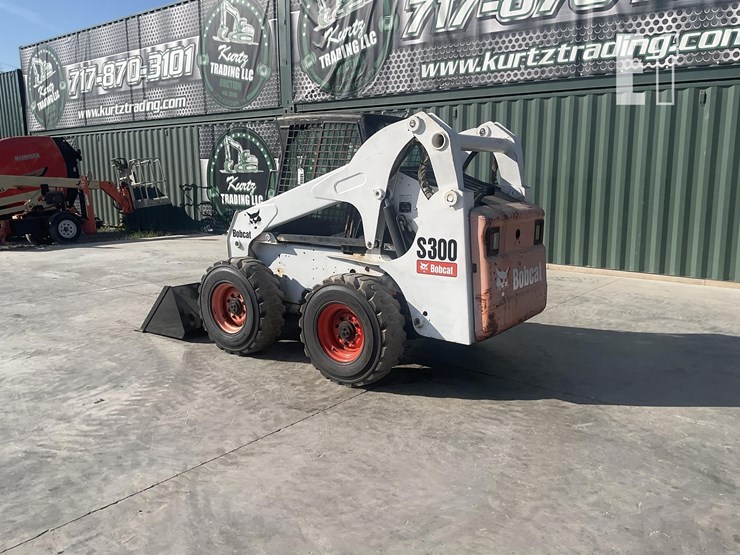 2005-bobcat-s300-image-2