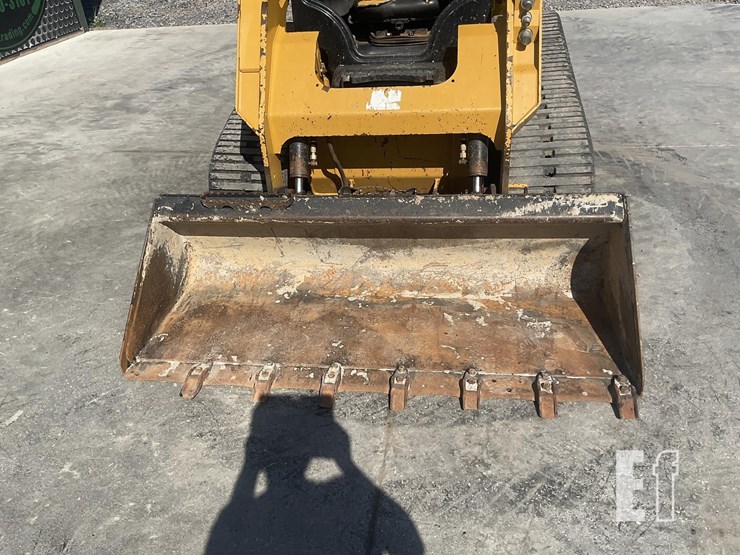 2017-caterpillar-259d-image-9