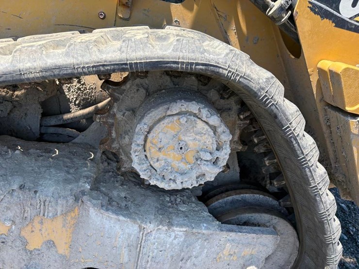 caterpillar-259d-image-22