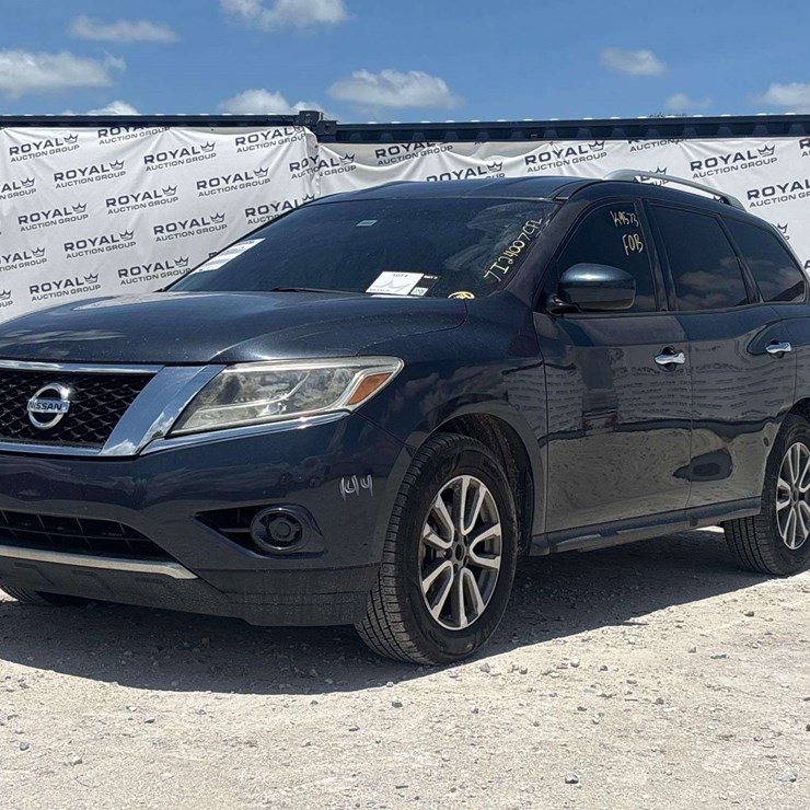 2015 NISSAN PATHFINDER