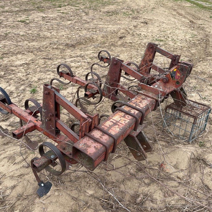 3 Row cultivator