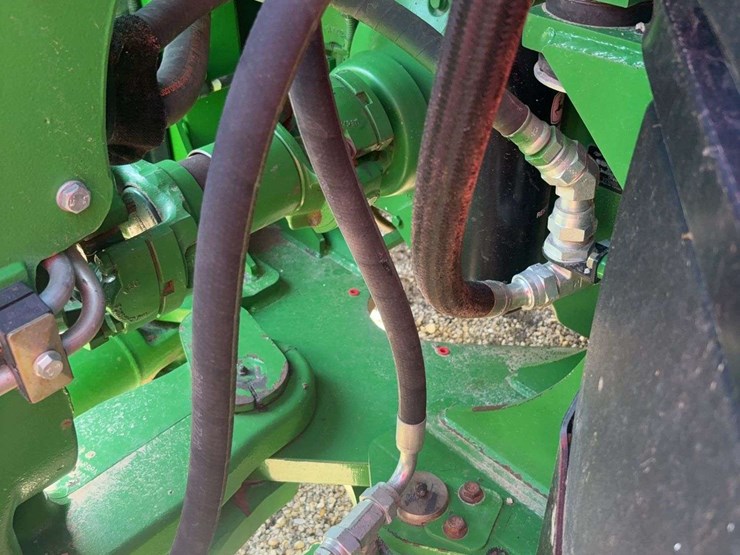 2014-john-deere-9510r-image-28