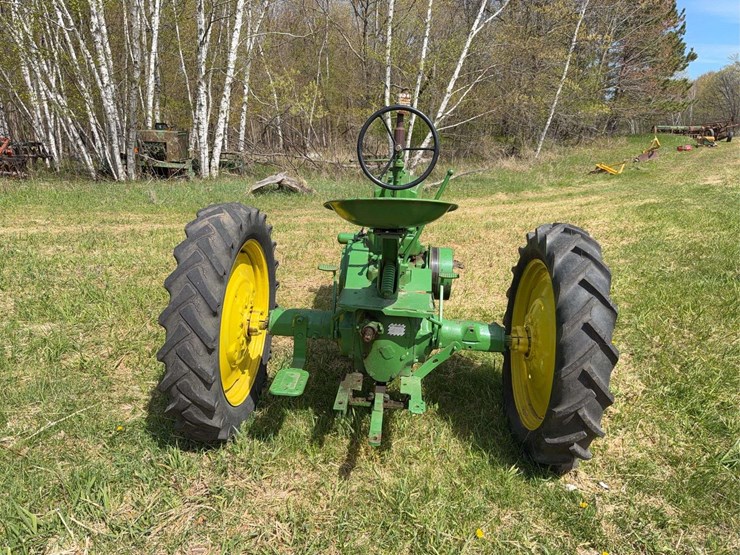 john-deere-h-image-4