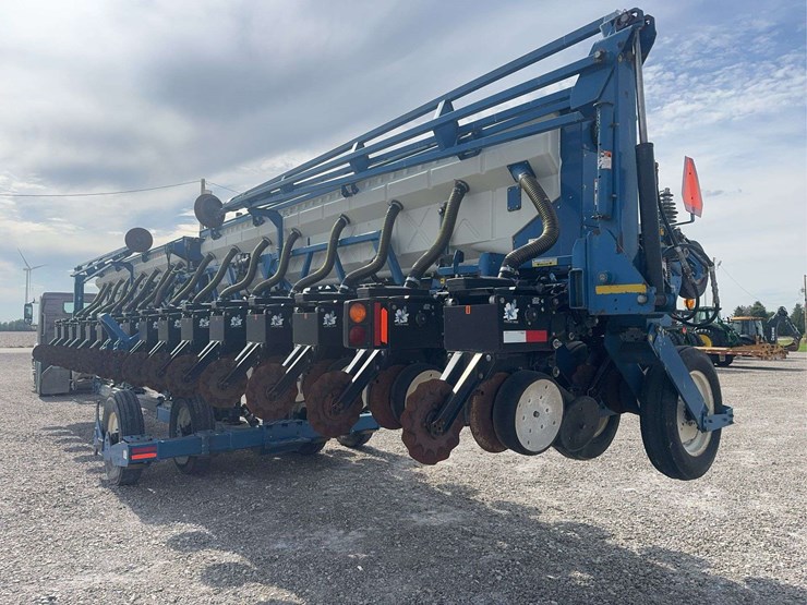 kinze-3650-image-3