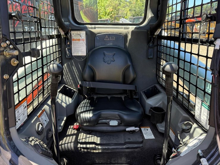 bobcat-s550-image-16