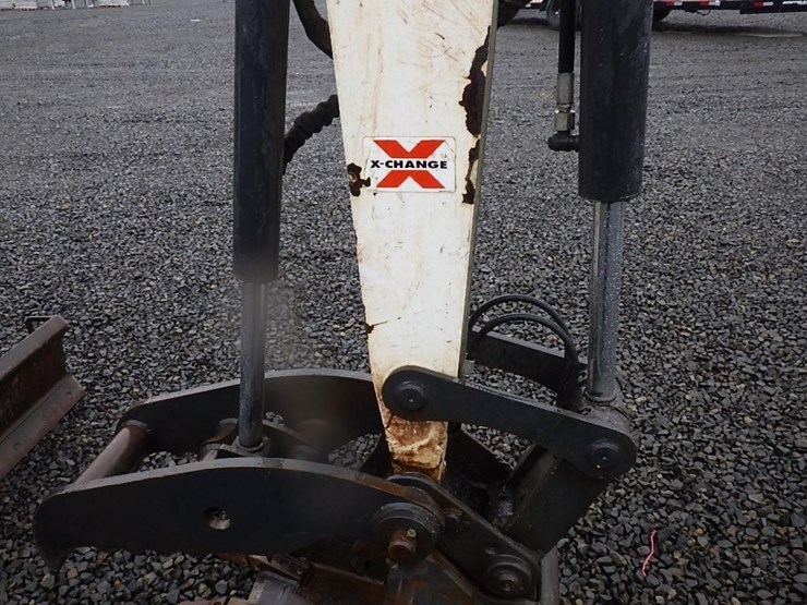 2008-bobcat-335g-image-24