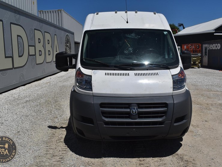 2014-ram-promaster-1500-image-19