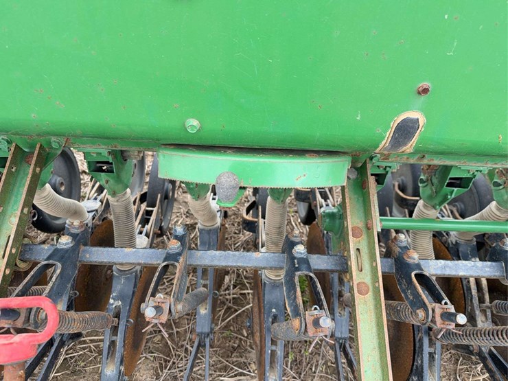 john-deere-8200-image-12