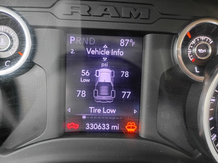 2020-dodge-2500-image-59