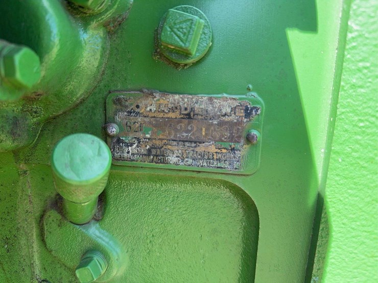 john-deere-620-image-22