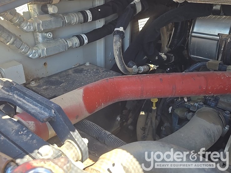2022-takeuchi-tl12v2-image-35