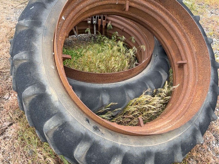 john-deere-620-image-1