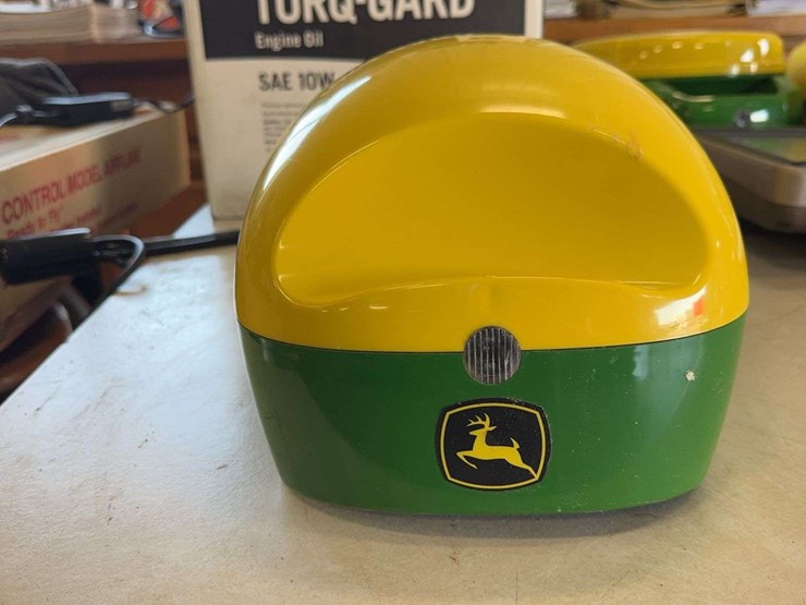 2020-john-deere-2020-image-3