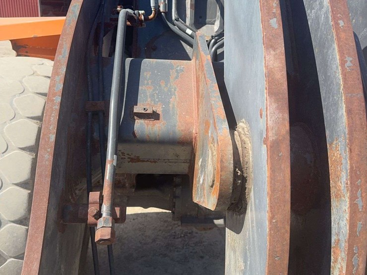 2021-doosan-dl220-5-image-28