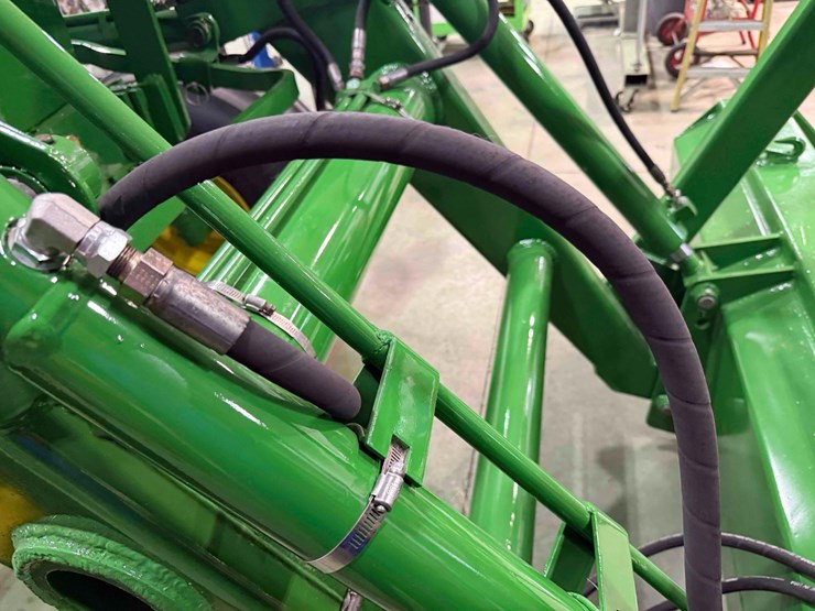 1982-john-deere-4440-image-24