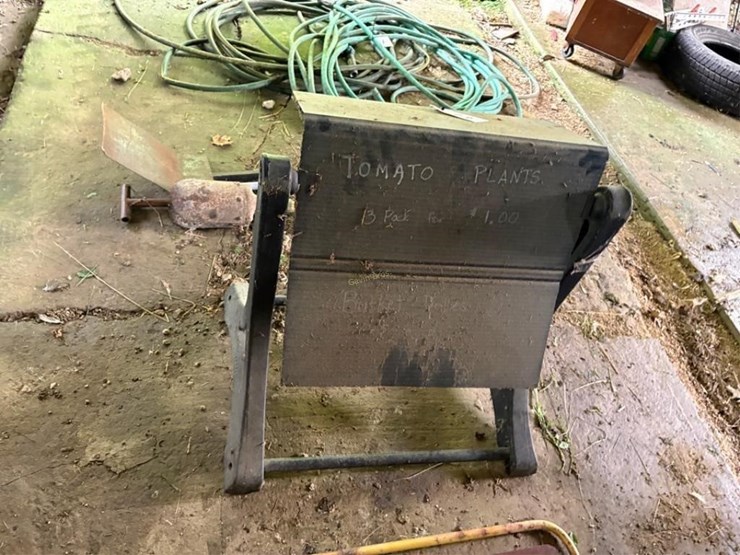 sign-stand-image-3