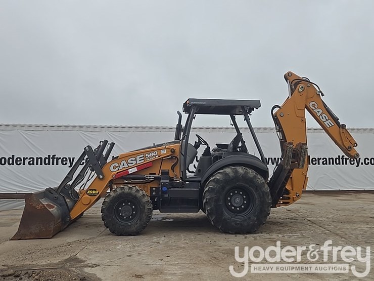 2019-case-580sn-image-2