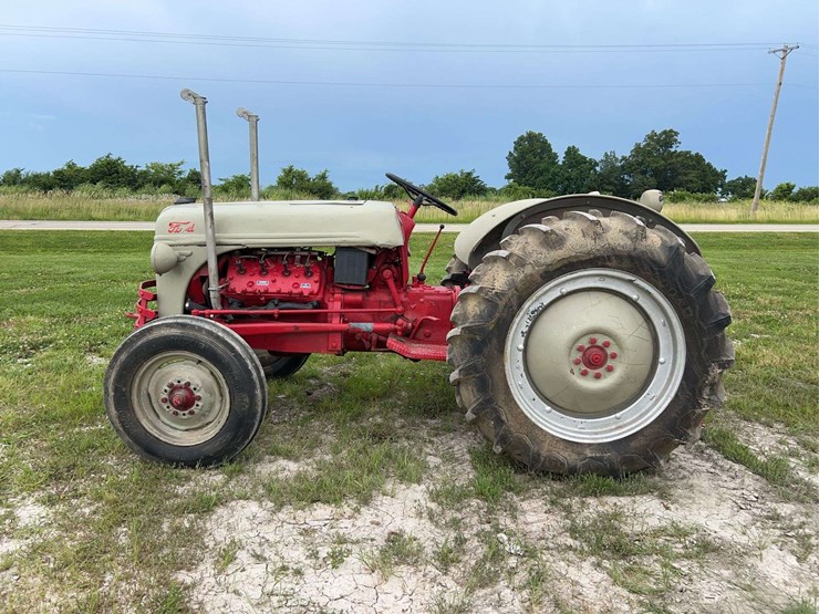 ford-8n-image-2