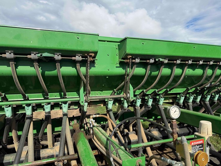 john-deere-750-image-20