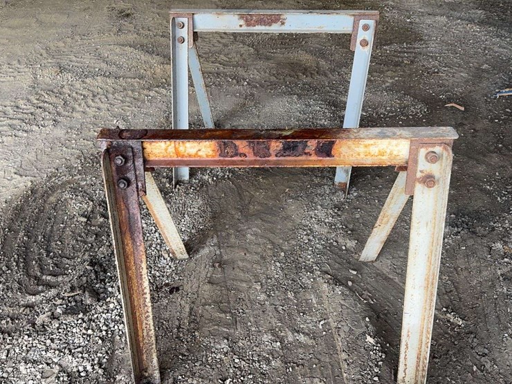 heavy-duty-sawhorses---36”-tall-x-43”-wide-image-4