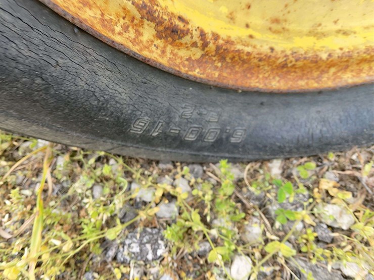 john-deere-620-image-5