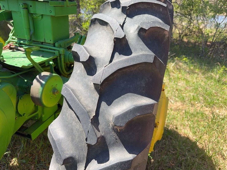 john-deere-630-image-12