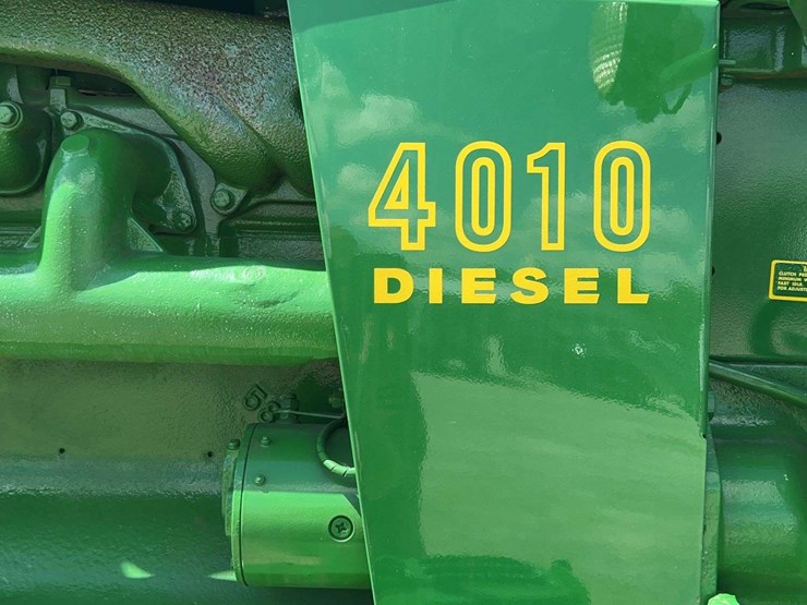 john-deere-4010-image-66