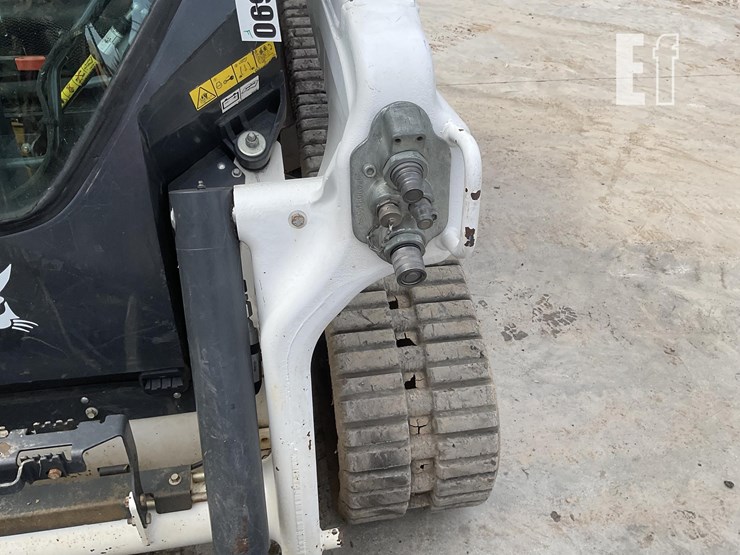 2021-bobcat-t66-image-13