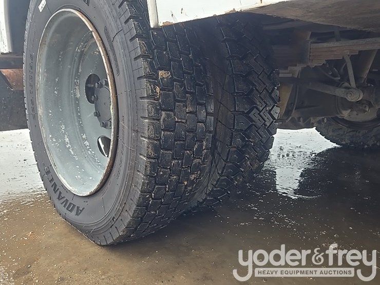 2013-ford-f450-image-14