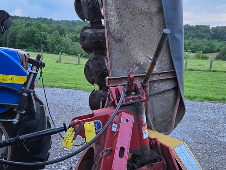 new-holland-616-image-2