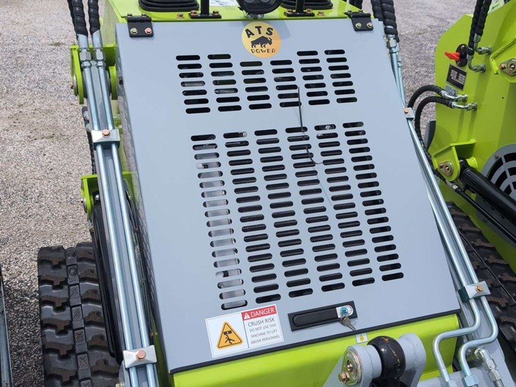 ats-mini-crawler-loader---t460---green---23hp-image-3