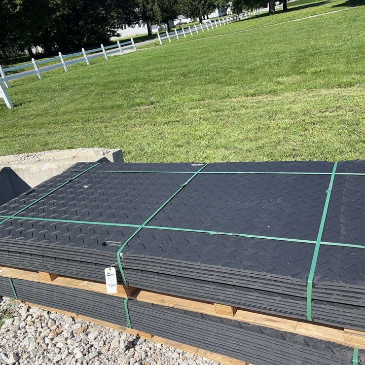 Heavy Duty Composite Ground Protection Mats, Palletized