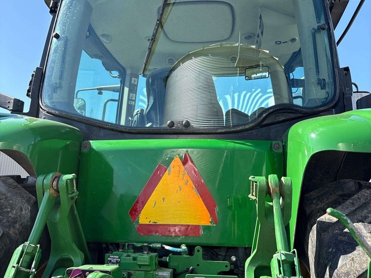 2011-john-deere-7260r-image-24