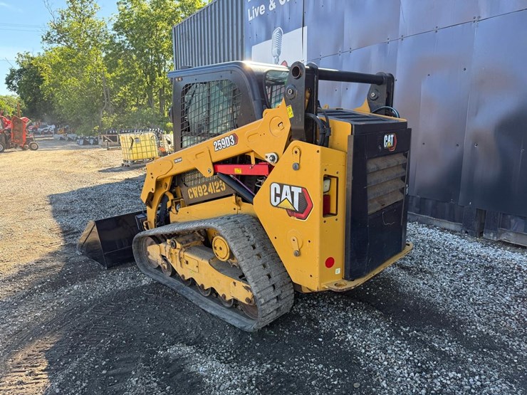 2023-caterpillar-259d3-image-2